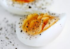 how many calories in a boiled egg